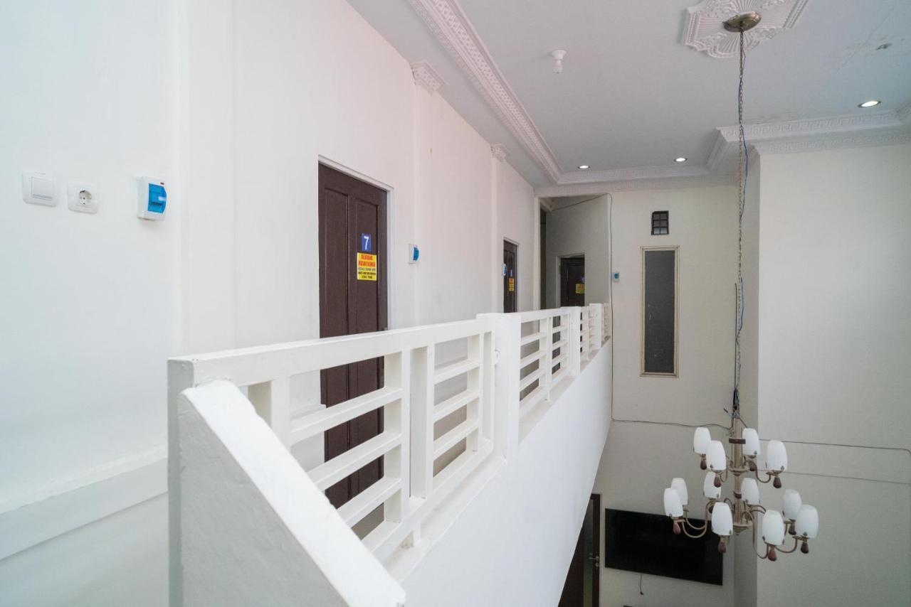 Hotel Reddoorz Syariah Near Jalan A Yani Km 8 Citraland Banjarmasin  Exteriér fotografie