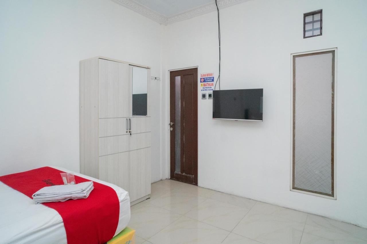 Hotel Reddoorz Syariah Near Jalan A Yani Km 8 Citraland Banjarmasin  Exteriér fotografie