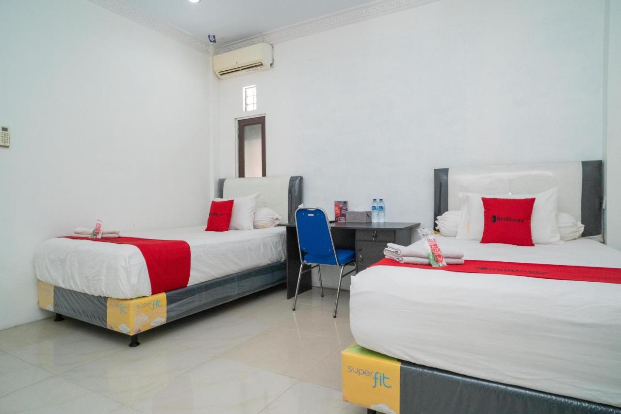 Hotel Reddoorz Syariah Near Jalan A Yani Km 8 Citraland Banjarmasin  Exteriér fotografie